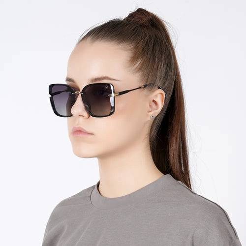 Luna Black 9947 Sunglasses By Mad Brown